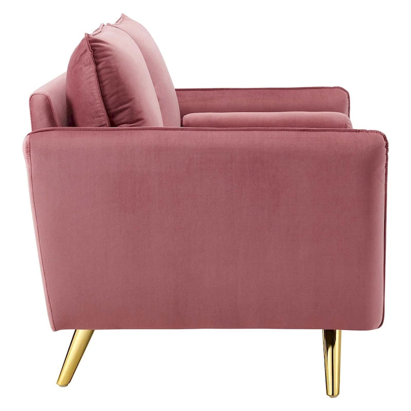 Dwustronna welurowa sofa dwuosobowa ze złotymi nóżkami i poduszkami