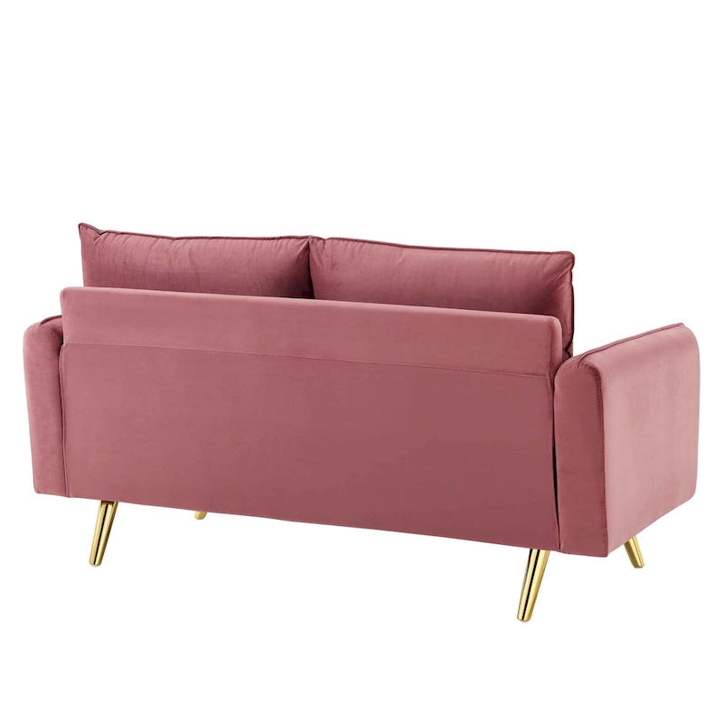 Dwustronna welurowa sofa dwuosobowa ze złotymi nóżkami i poduszkami